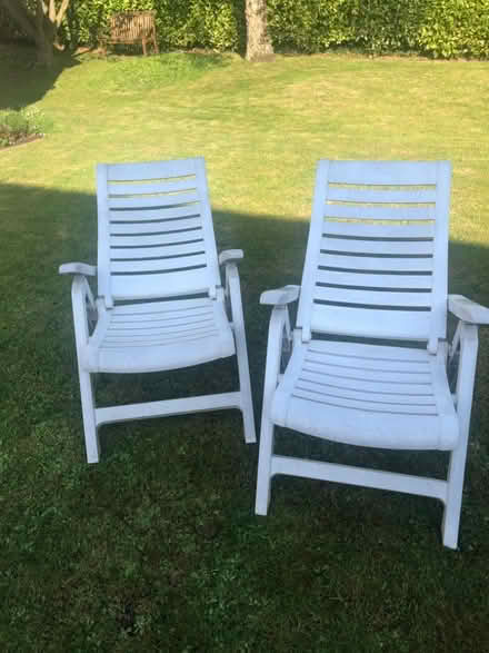 Photo of free Two reclining garden chairs (Bodicote OX15) #1