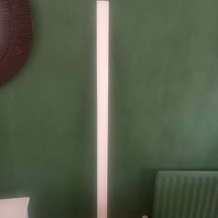 Photo of free Venetian blind pelmet - wooden (BT17) #1