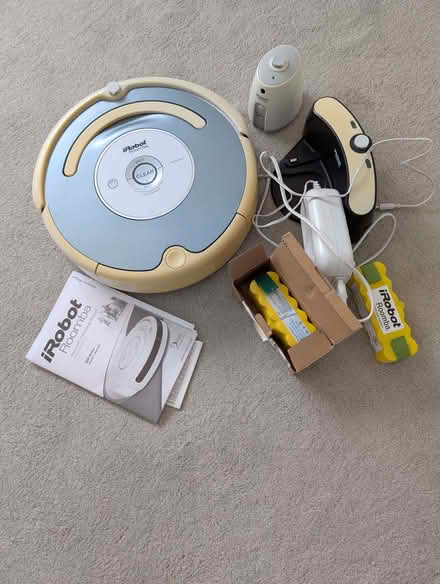 Photo of free Roomba - old robot cleaner (Pant SY10) #1