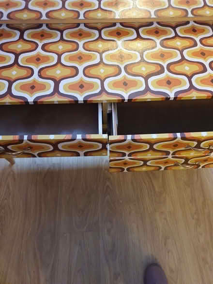 Photo of free Dressing table (AB12) #4