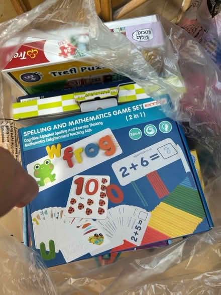 Photo of free Games, puzzles, girl toys (UB7 9EF) #1