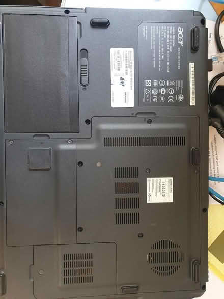 Photo of free Acer Aspire 5633WLMi Laptop & case (Sawbridgeworth CM21) #4