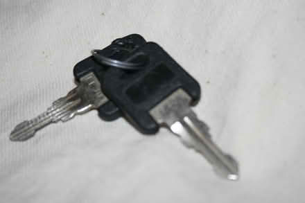 Photo of free a set of FIC EF301 RV keys (Big Timber & Randall Rd, Elgin) #2