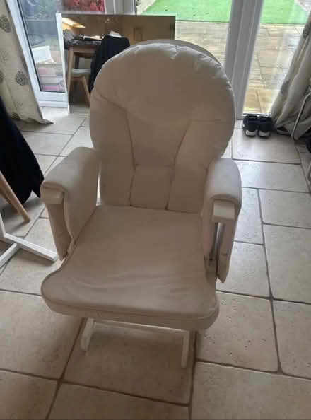 Photo of free Cot & nursing chair (Sl25xg slough) #2