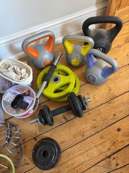 Photo of free KETTLEBELLS - 10kg, 8kg, 6kg, 4kg (Cheltenham GL52) #1