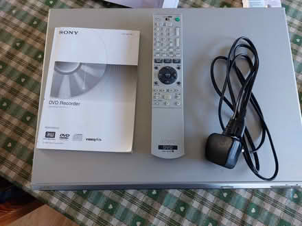 Photo of free DVD Recorder (Luton. LU2 0SN) #3