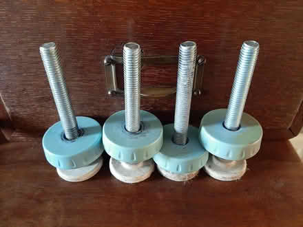 Photo of free Pressure gate x4 fixers only (Monkspath B90) #1