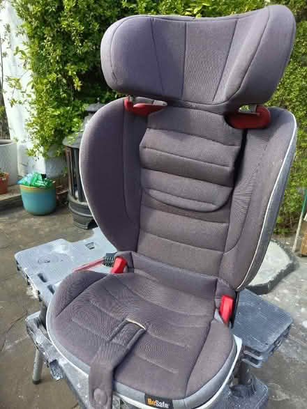 Photo of free iZi flex size car seat (Hawksworth Common LS20) #1