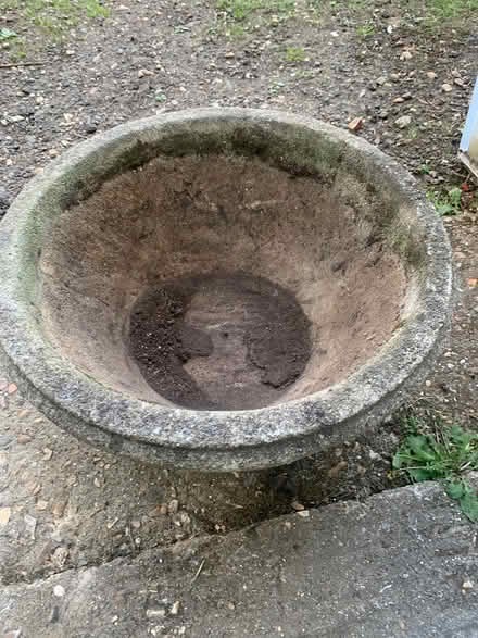 Photo of free Large concrete planter (Harrietsham ME17) #1