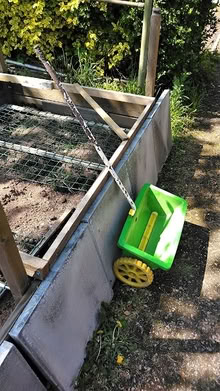 Photo of free Lawn seed/feed spreader (TA21) #3