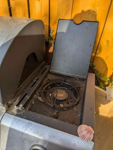 Photo of free Large BBQ gas with hob (Lowedges S8) #3