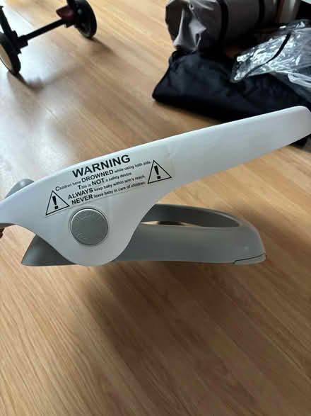 Photo of free Baby bath seat (N11) #4