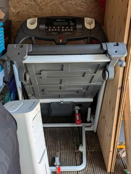 Photo of free Reebok treadmill (Fleetwood FY7) #1
