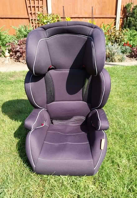 Photo of free Halfords child car seat (Allestree DE22) #1