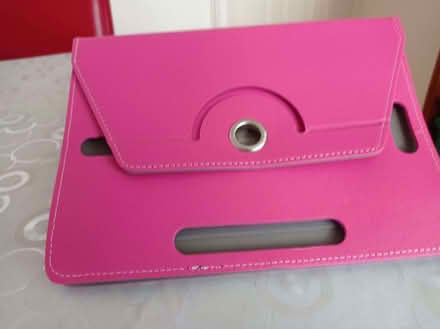 Photo of free 10" Tablet Case. Pink. (Pin Green SG1) #2