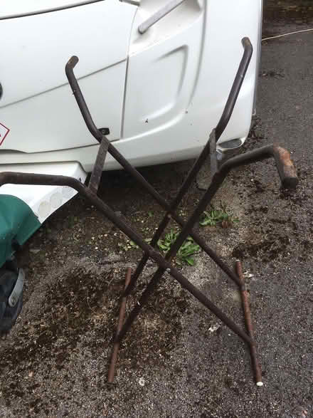 Photo of free Stand for table/workbench (Clapham MK41) #1