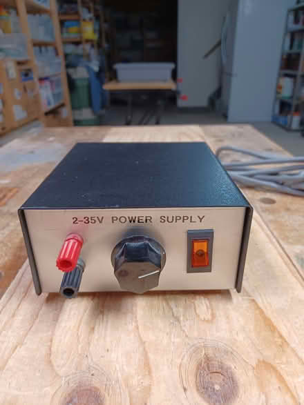 Photo of free 2-35 Vdc Adjustable Power Supply (Carlingwood) #1