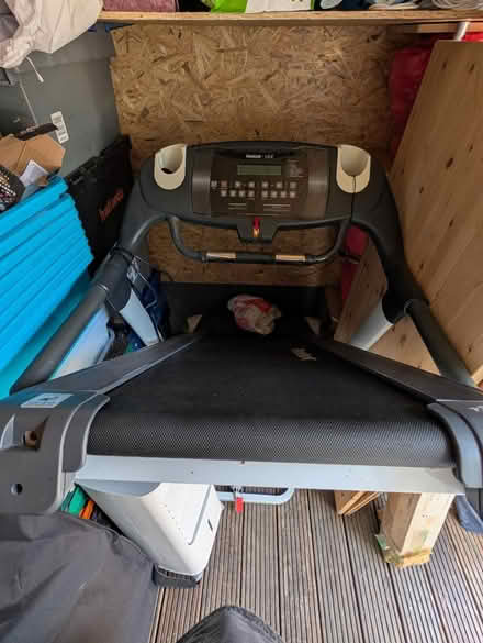 Photo of free Reebok treadmill (Fleetwood FY7) #4