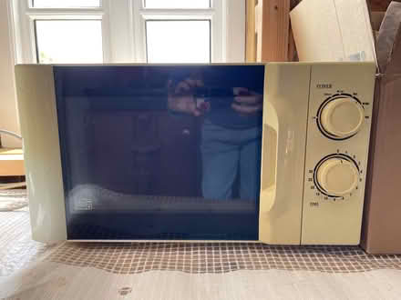 Photo of free Microwave needs cleaning inside (Gamble's Green CM3) #1