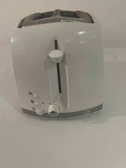 Photo of free Russell Toaster (TW13) #1