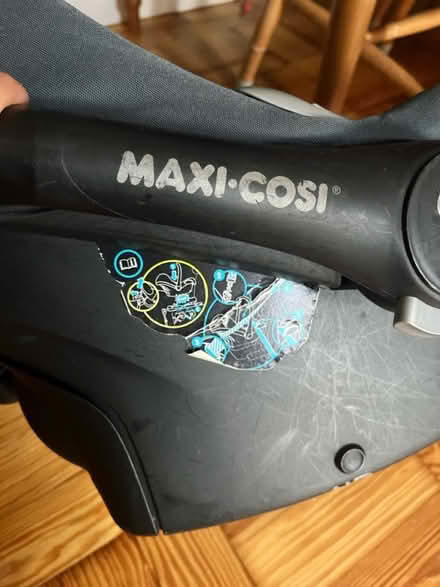 Photo of free Maxi cosi car seat (Pen-y-Lan CF23) #4