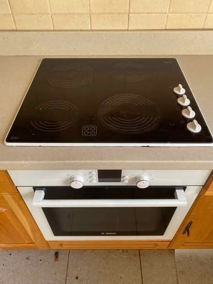 Photo of free Bosch electric oven and hob (Sockbridge CA10) #2