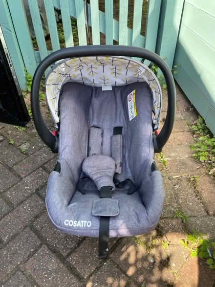 Photo of free Car seat (Oxted RH8) #2