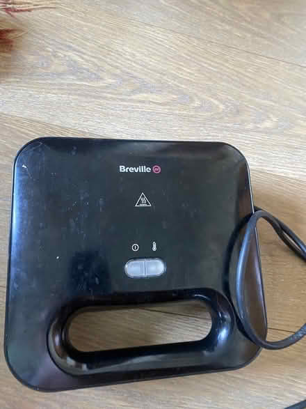 Photo of free Toastie machine (Bs6) #3