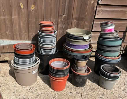 Photo of free Plastic plant pots, various sizes (Longton) #1