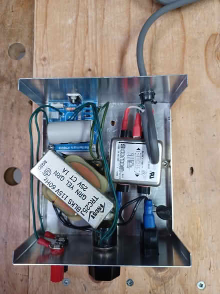 Photo of free 2-35 Vdc Adjustable Power Supply (Carlingwood) #2