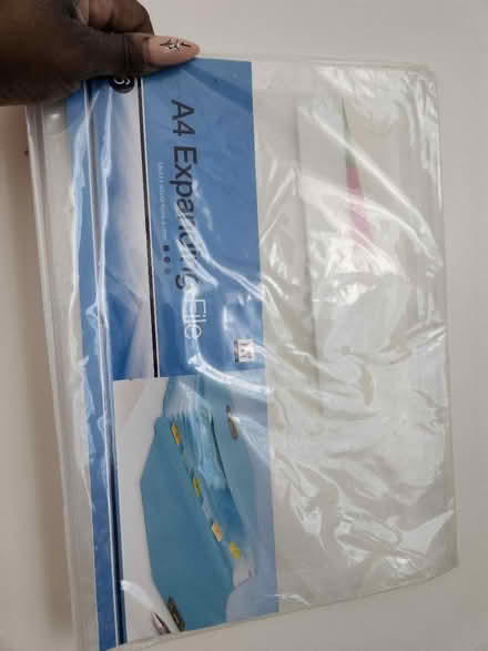 Photo of free A4 Expanding File (W9 2AT) #1