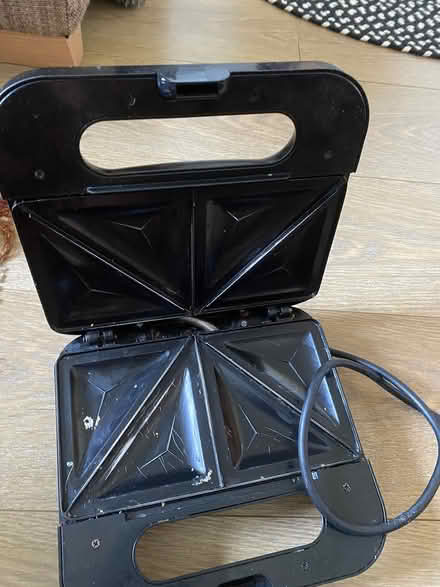 Photo of free Toastie machine (Bs6) #1