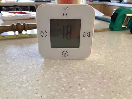 Photo of free Clock/Timer/Temp/? (Wallington PO16) #1
