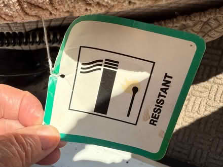 Photo of free Electric reclining chair. (Woodmancote GL11) #2