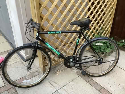 Photo of free Man’s bike (Neath Hill MK14) #1