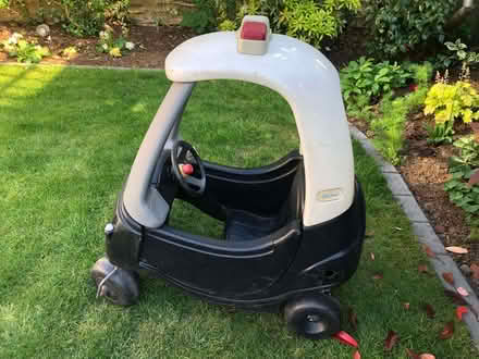 Photo of free Little Tikes Cozy Coupe Patrol Car Ride-On Buggy Toy (Twyford RG10) #1