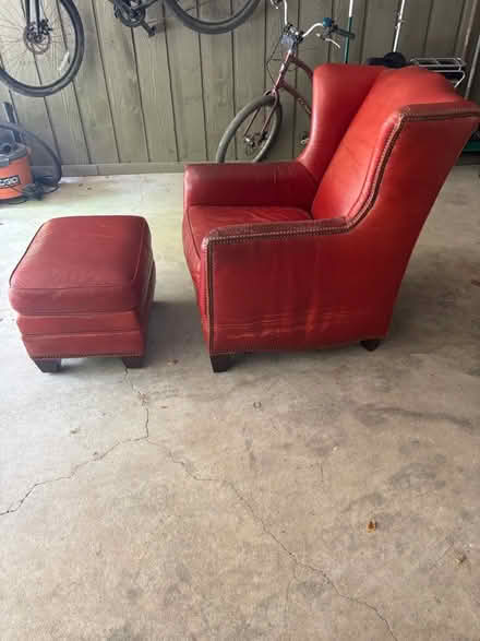 Photo of free Leather Chair (Sandy Springs-Riverside Dr) #2