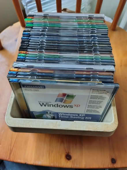 Photo of free Windows XP Disks (Aldwick PO21) #1