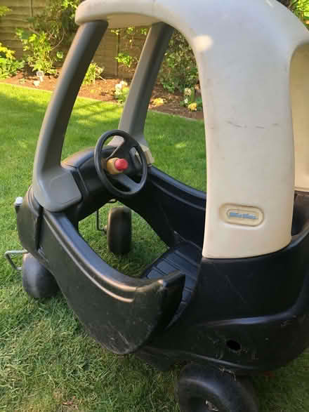 Photo of free Little Tikes Cozy Coupe Patrol Car Ride-On Buggy Toy (Twyford RG10) #3