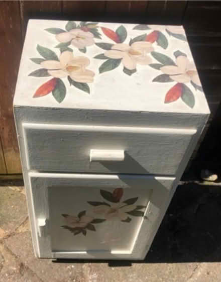 Photo of free Bedside cabinet (Queen's Park BN2) #2