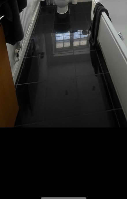 Photo of free 300x300 floor tiles (Rayleigh SS6) #1