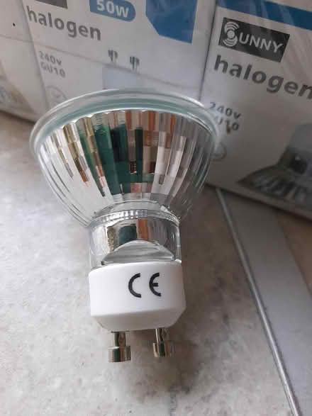 Photo of free Halogen bulbs (St. Albans) #4