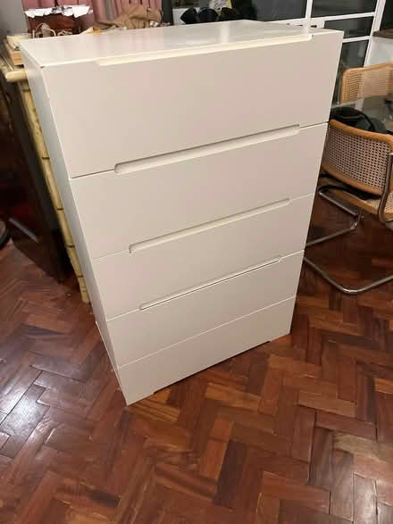 Photo of free Large white chest of draws (Nottinghill) #1
