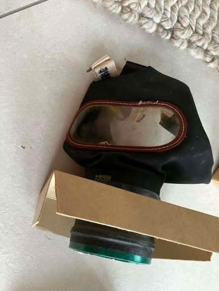 Photo of free 2WW gas masks (West Oxfordshire OX29) #3