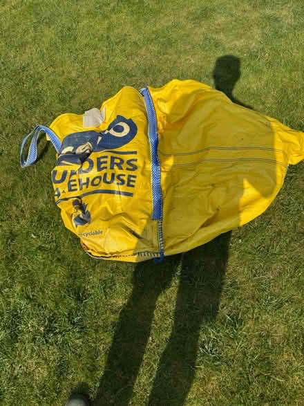 Photo of free 3 empty one ton bags (KT7 - Thames Ditton) #1
