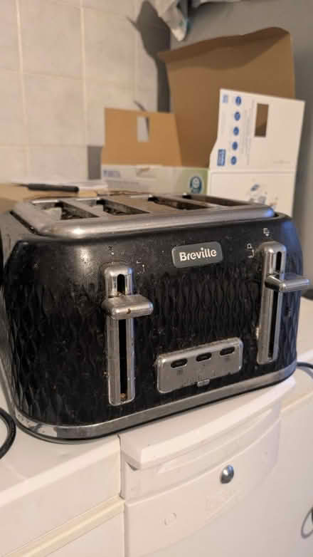 Photo of free Kettle and Toaster (Cheshunt) #2