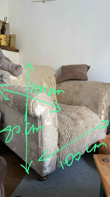 Photo of free Super comfy and elegant armchair (GU26 6SP) #2