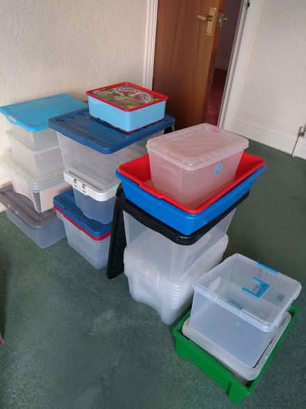 Photo of free Various plastic tubs, some with lids (Bricknell HU5) #1