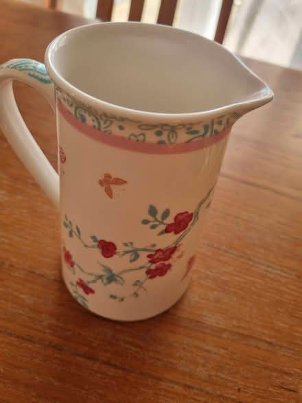 Photo of free Small jug (Canterbury) #2
