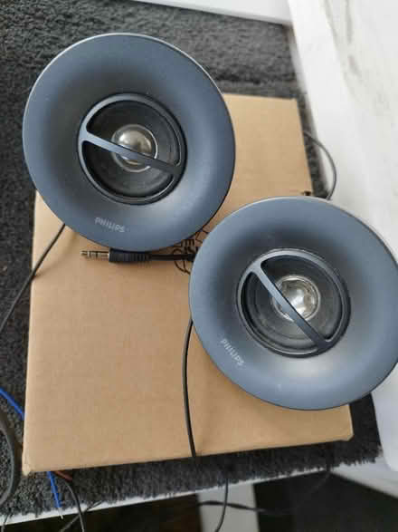 Photo of free small speakers (Morden SM4) #1